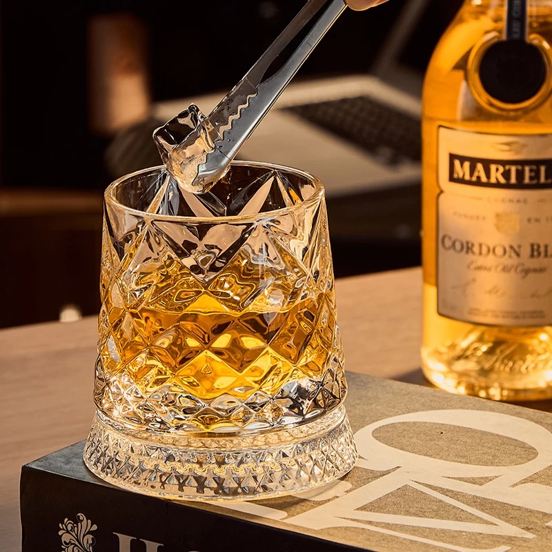 Bicchieri da whisky rotanti co - Yamazaki Home Bathroom Storage recensione e prezzo
